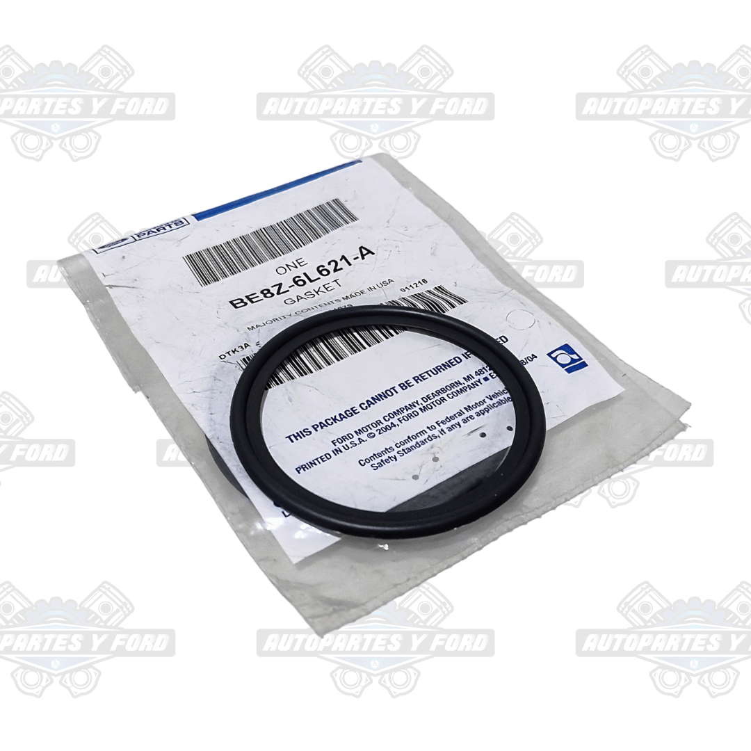 Empaque Sello Enfriador Aceite Ford Fiesta Titanium SE 2011 / 2019